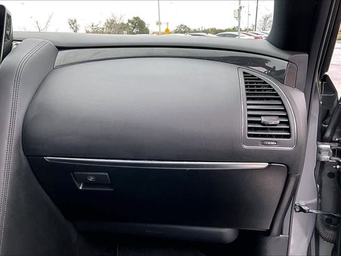 Used 2023 Nissan Armada SL w/ Midnight Edition Package image 18