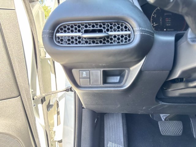 Certified 2024 Honda HR-V EX-L image 32