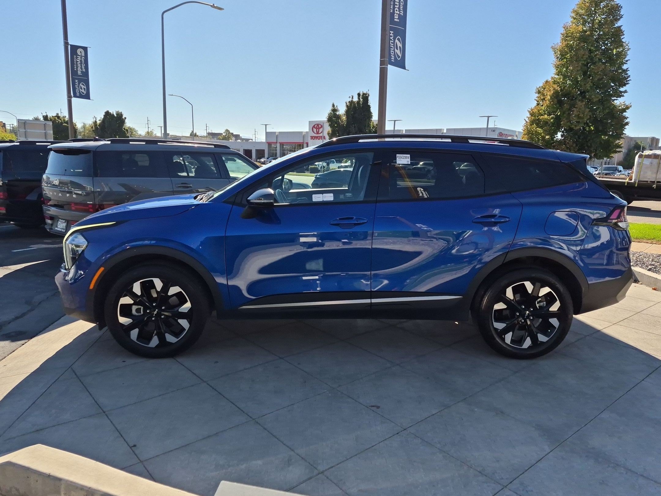 Used 2023 Kia Sportage X-Line w/ X-Line Premium Package AWD/4WD image 9