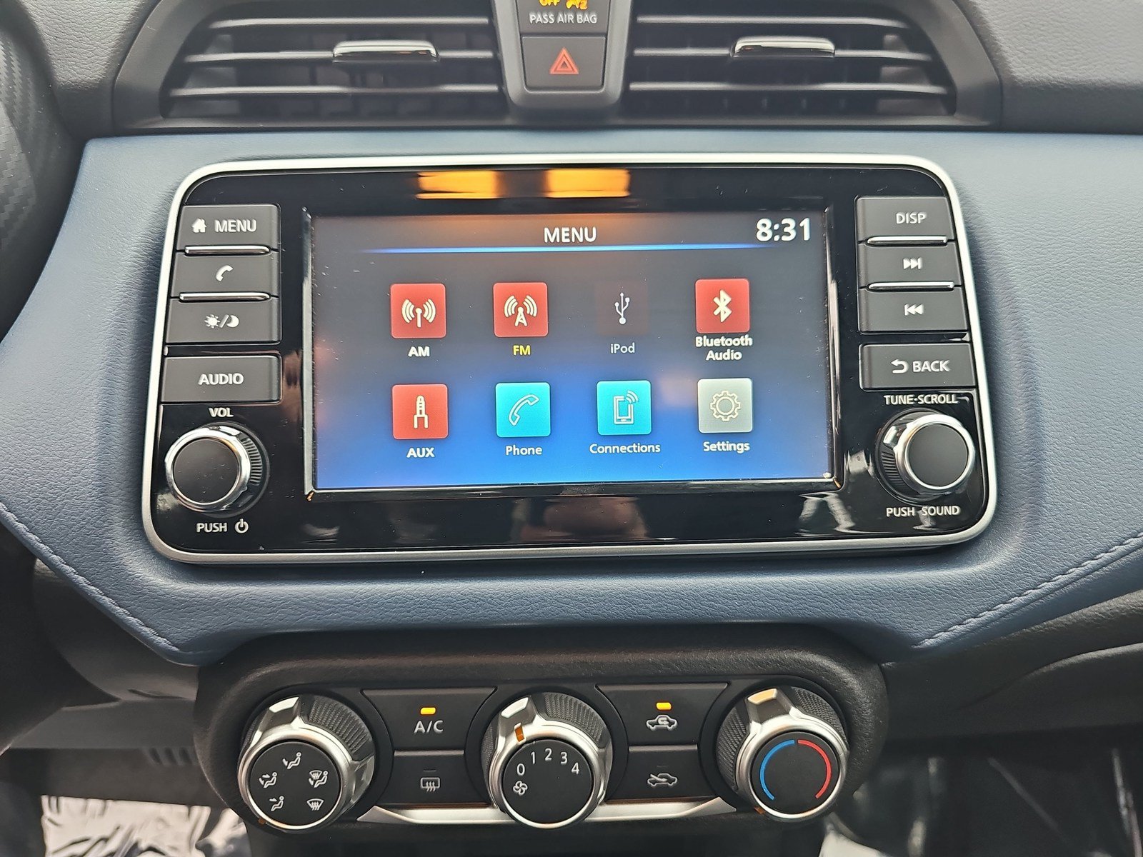 Used 2025 Nissan Versa SV w/ Trunk Package FWD image 19