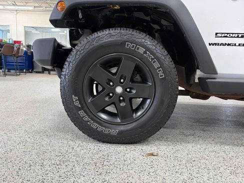 Used 2012 Jeep Wrangler Sport image 14