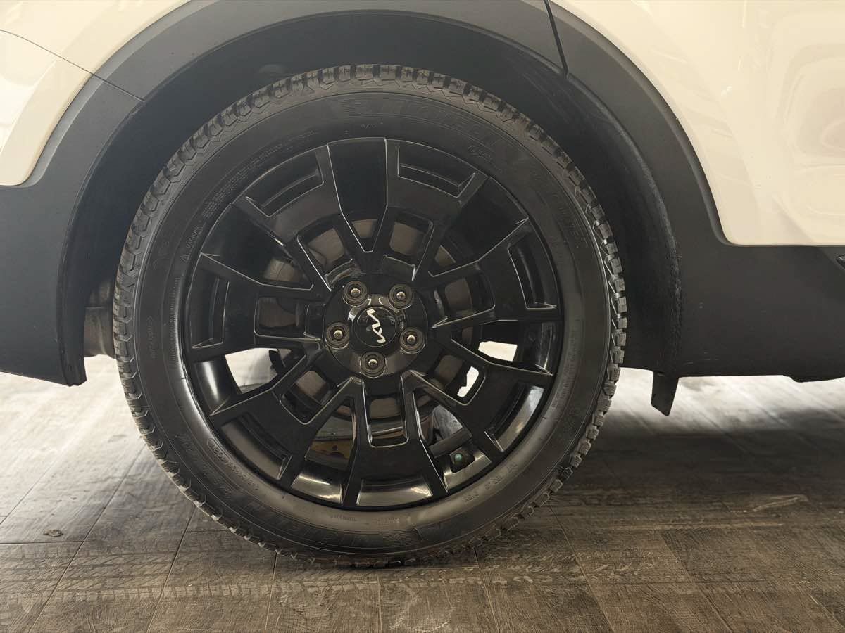 Used 2022 Kia Telluride SX w/ SX Prestige Package AWD/4WD image 20