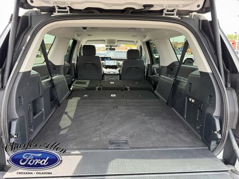 Used 2025 Ford Expedition Max Active AWD/4WD image 18
