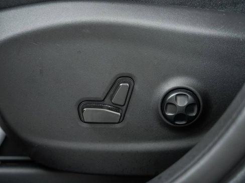 Used 2021 Jeep Cherokee Latitude Lux w/ Sun & Sound Group image 37