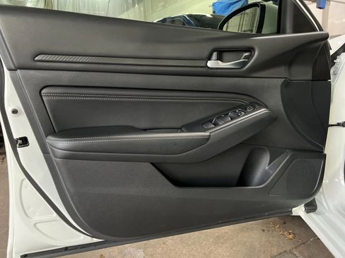 Used 2019 Nissan Altima 2.5 S image 14