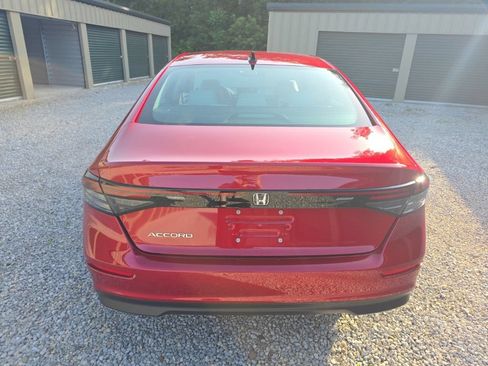 Used 2025 Honda Accord SE image 4