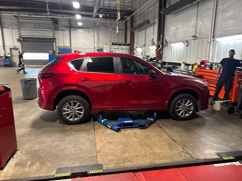 Used 2025 MAZDA CX-5 AWD 2.5 S w/ Select Package image 8