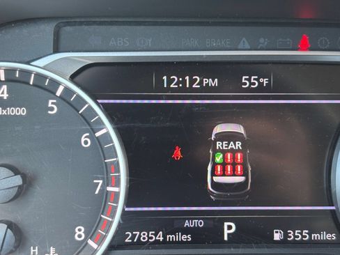Used 2025 Nissan Pathfinder SV AWD/4WD image 43