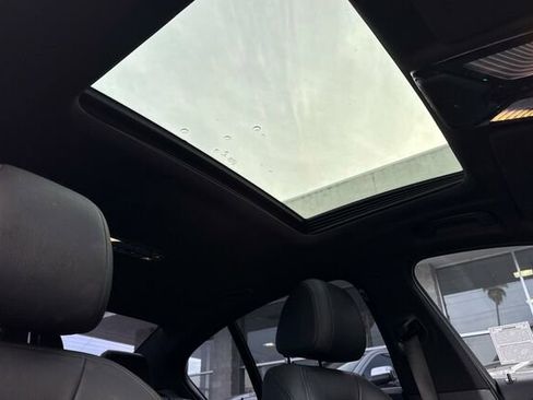 Used 2019 BMW 530i w/ Convenience Package image 16