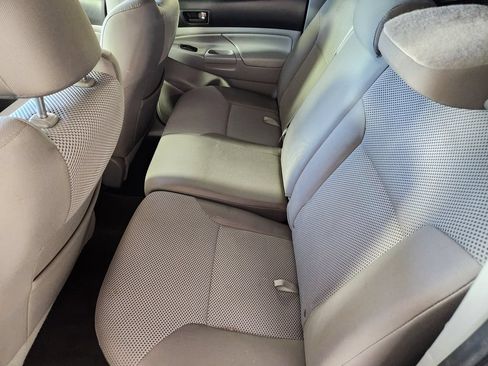 Used 2015 Toyota Tacoma 4x4 Double Cab w/ TRD Off-Road Package image 14