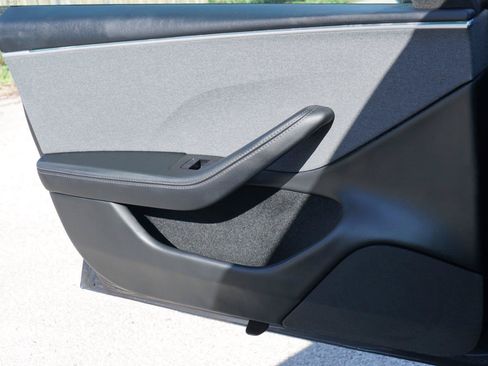 Used 2024 Tesla Model 3 RWD image 17