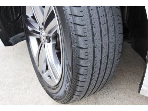 Used 2021 Volkswagen Jetta R-Line w/ R-Line Cold Weather Package image 32