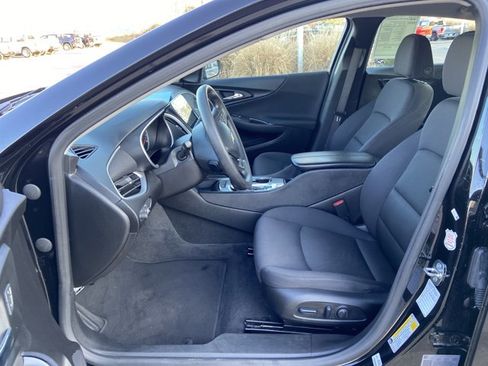 Used 2024 Chevrolet Malibu LT image 33