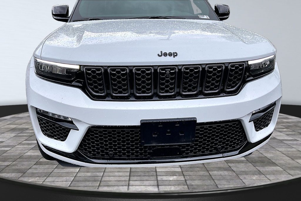 Certified 2025 Jeep Grand Cherokee Summit w/ Obsidian Package AWD/4WD image 28