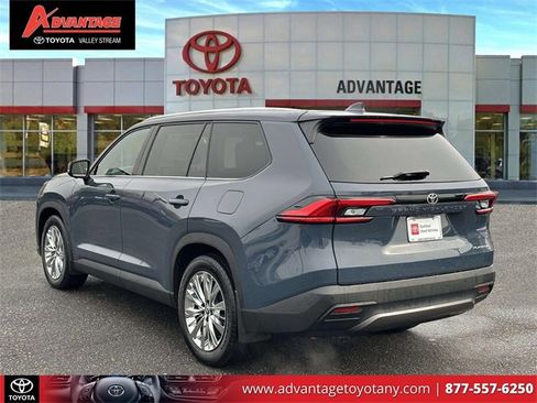 Used 2024 Toyota Grand Highlander Platinum image 10