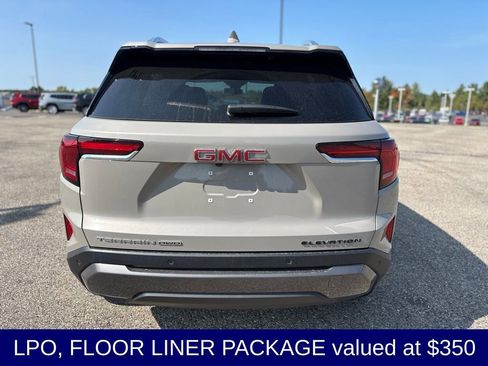 Used 2026 GMC Terrain Elevation w/ Elevation Premium Package image 5