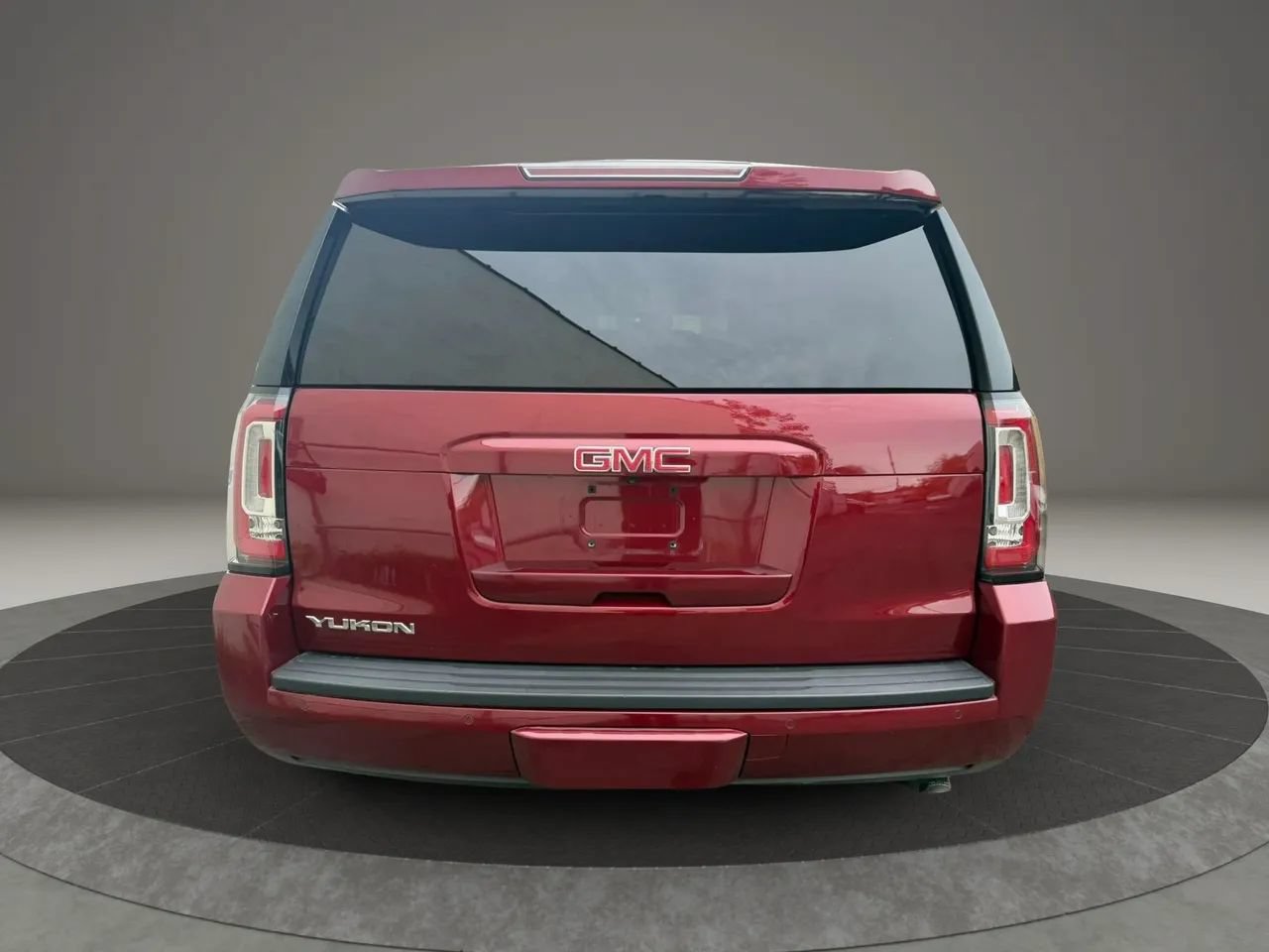 Used 2017 GMC Yukon SLT w/ Premium Edition AWD/4WD image 6