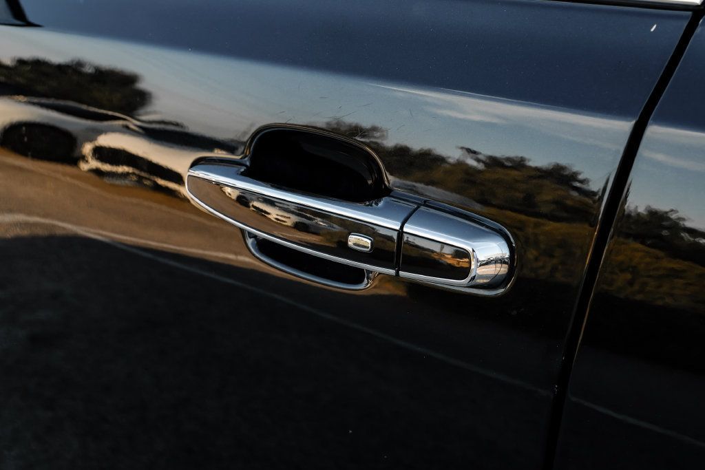 Used 2023 GMC Acadia Denali FWD image 39