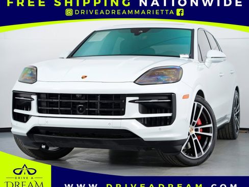 Used 2024 Porsche Cayenne S w/ Premium Package Plus image 1