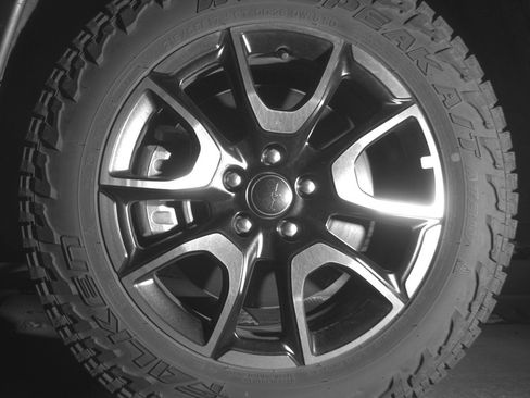 Used 2025 Jeep Compass Trailhawk AWD/4WD image 12