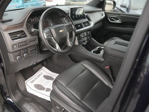 Used 2021 Chevrolet Tahoe LT w/ LT Signature Package image 8