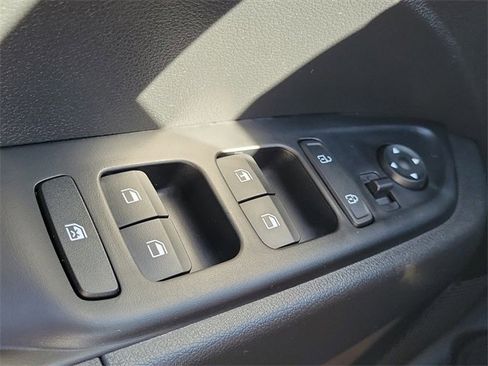 New 2026 Hyundai Venue SE image 15