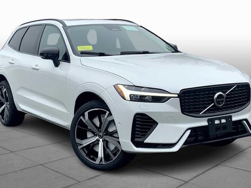 New 2025 Volvo XC60 T8 Ultra w/ Protection Package Premier image 17