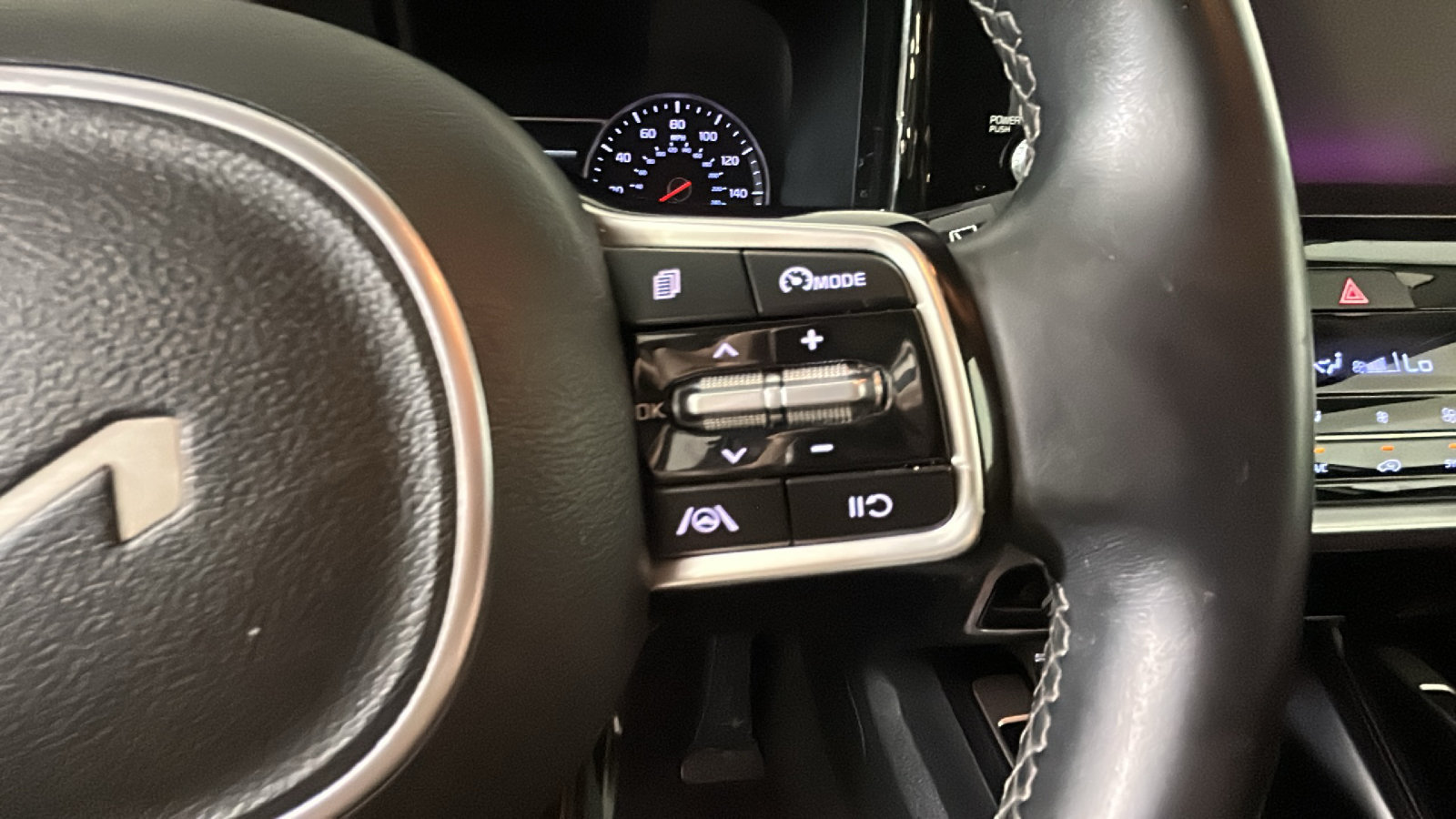 Used 2022 Kia Sorento S FWD image 21