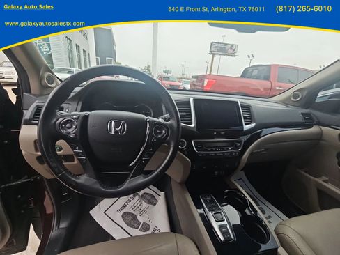 Used 2016 Honda Pilot Touring image 5