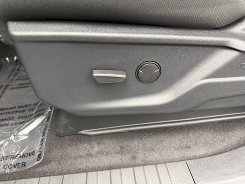 New 2025 Ford F150 XLT w/ Equipment Group 301A Standard image 55