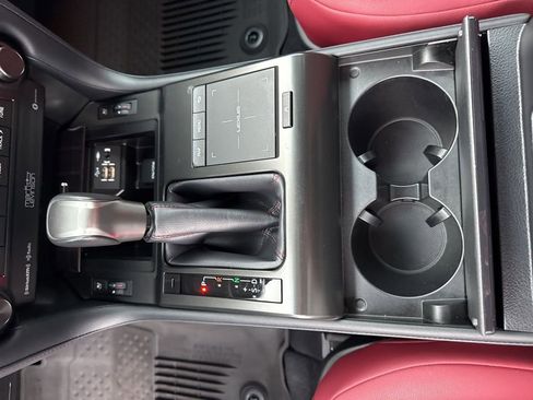 Used 2022 Lexus GX 460 Premium image 28