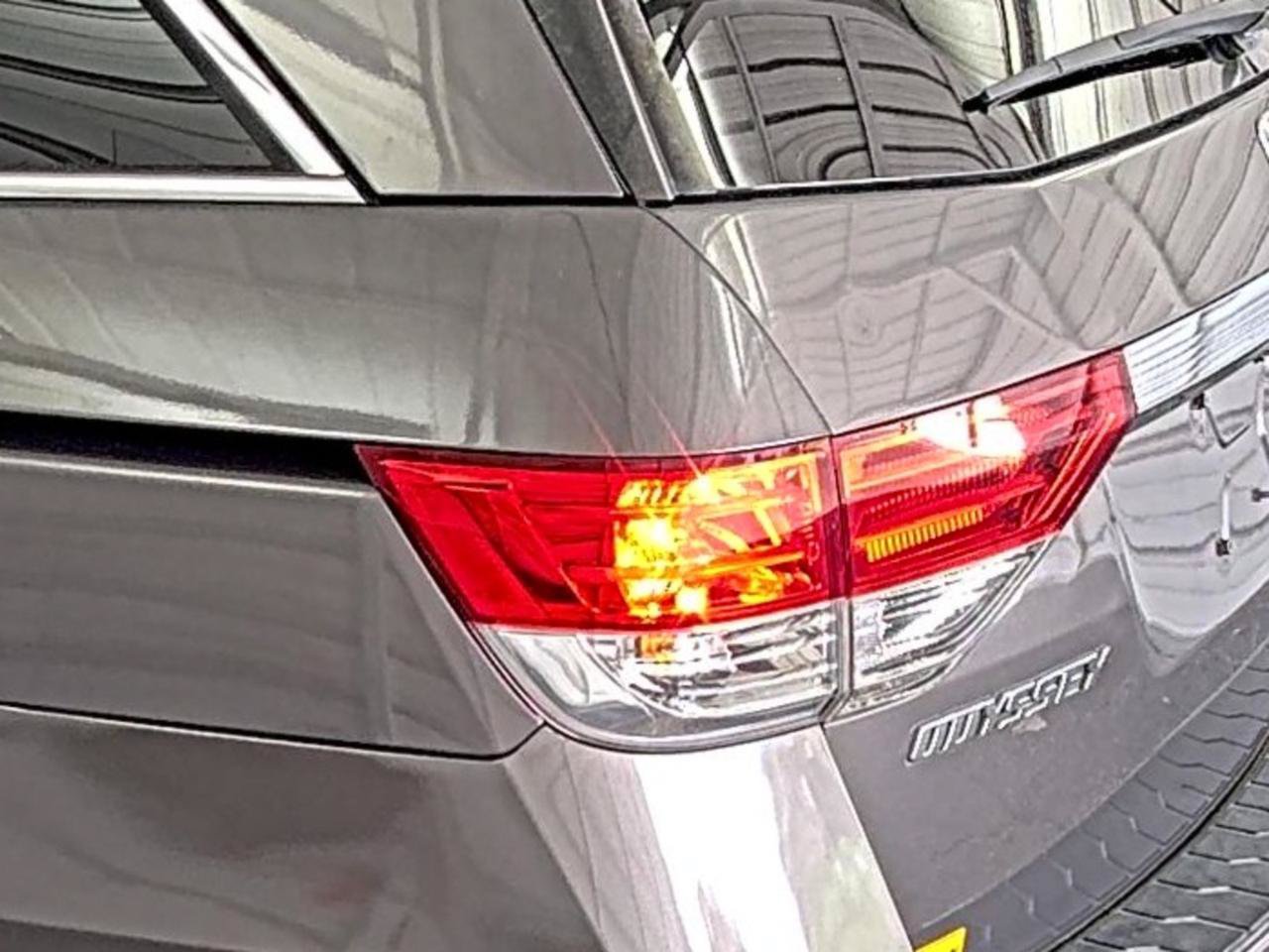 Used 2014 Honda Odyssey EX-L image 9