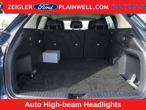 Used 2023 MAZDA CX-50 AWD 2.5 S w/ Accent Package image 10