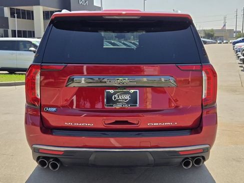 Used 2024 GMC Yukon XL Denali Ultimate AWD/4WD image 5