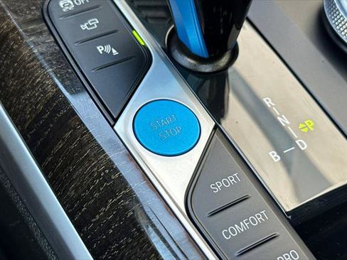 Used 2023 BMW i4 eDrive35 w/ Premium Package image 21