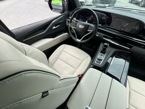 Used 2024 Cadillac Escalade Sport w/ LPO, ONYX Package AWD/4WD image 16