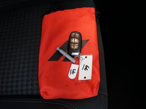 Used 2019 Dodge Challenger SXT image 51