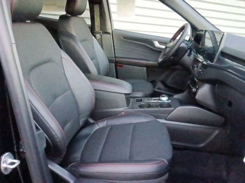 New 2026 Ford Escape ST-Line Elite w/ Equipment Group 501A AWD/4WD image 32