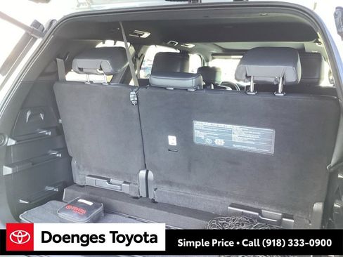 Used 2024 Toyota Sequoia Platinum image 20