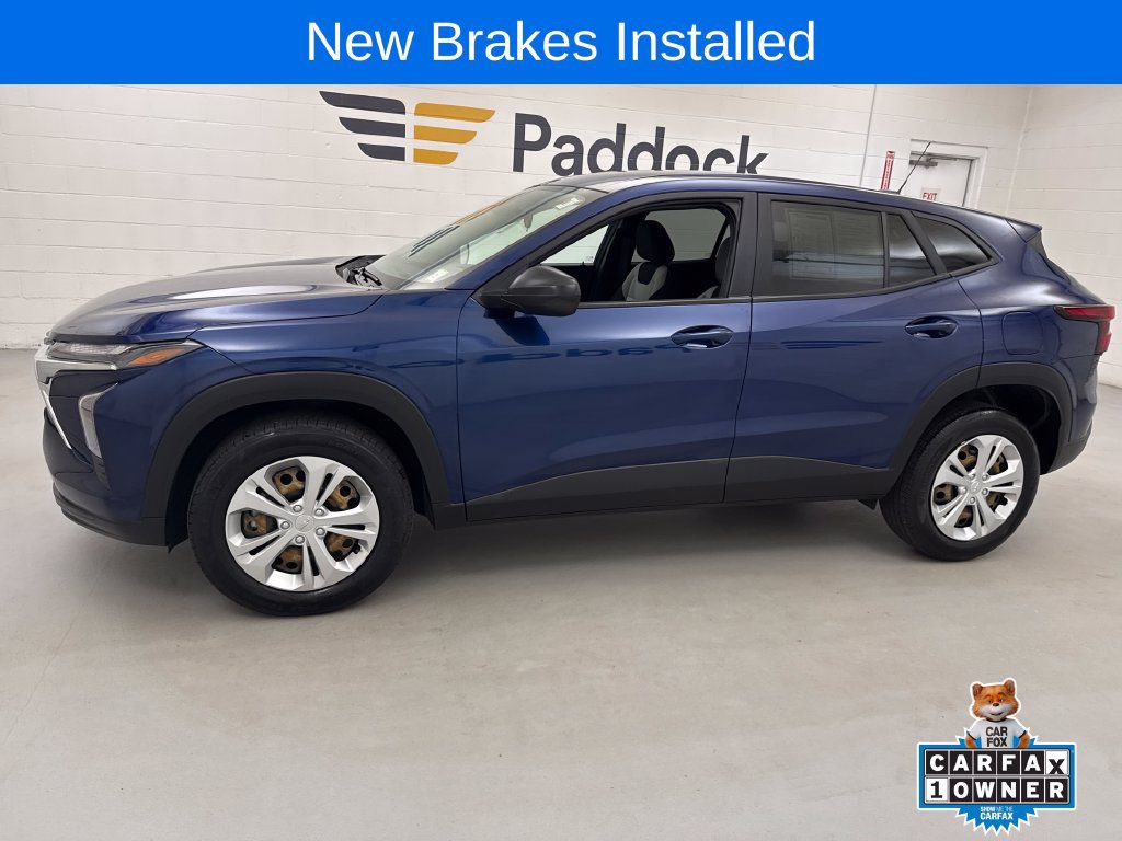 Used 2024 Chevrolet Trax LS FWD image 2