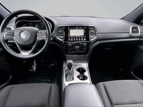 Used 2022 Jeep Grand Cherokee Laredo E AWD/4WD image 10