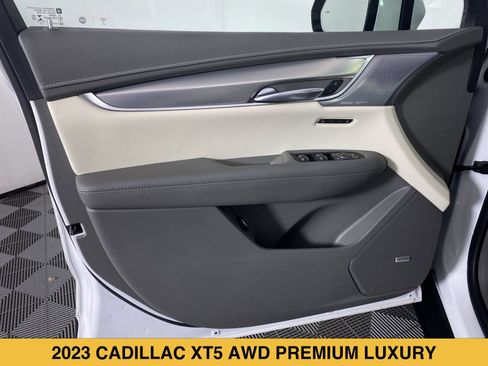 Certified 2023 Cadillac XT5 Premium Luxury w/ Technology Package AWD/4WD image 13
