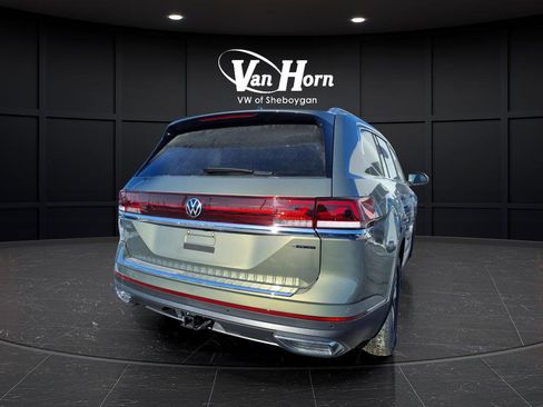 New 2026 Volkswagen Atlas SEL image 4