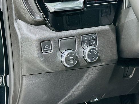 New 2026 GMC Sierra 1500 SLE w/ Preferred Package image 10