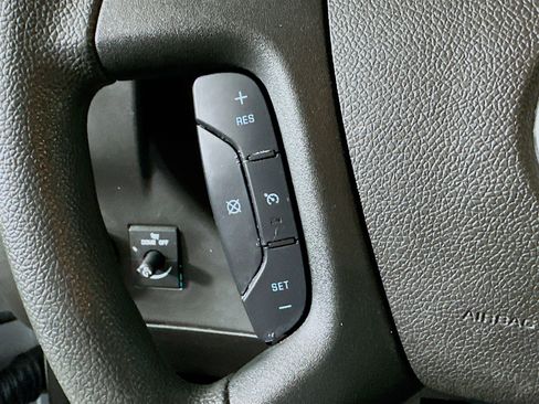 Used 2024 Chevrolet Express 2500 w/ Driver Convenience Package image 16