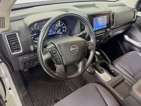 Certified 2024 Nissan Frontier SV w/ SV Convenience Package image 11