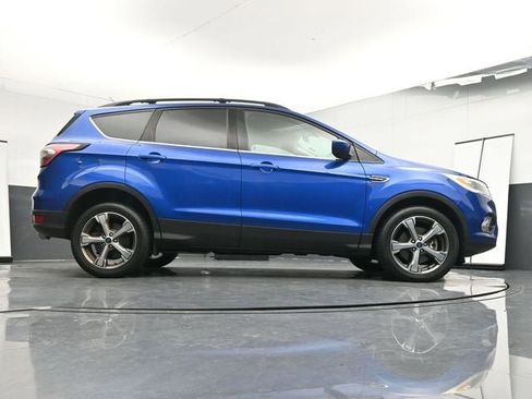 Used 2017 Ford Escape SE w/ Equipment Group 201A image 34