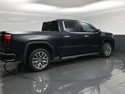 Used 2023 GMC Sierra 1500 Denali w/ Denali Reserve Package AWD/4WD image 3