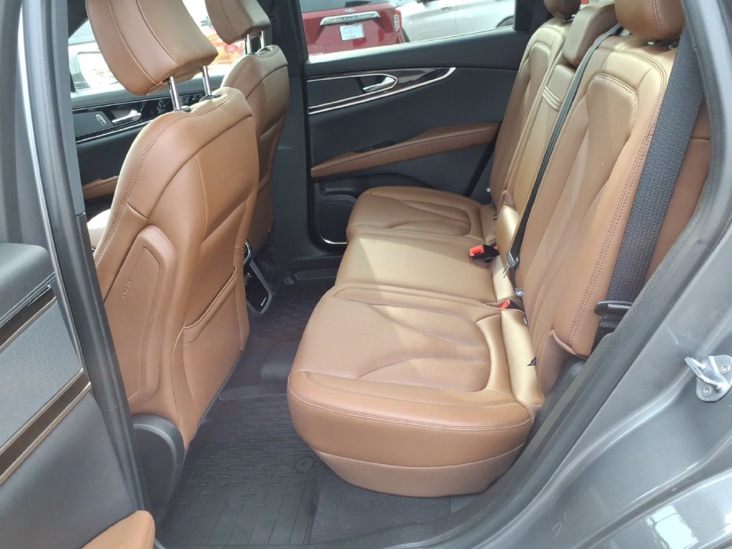 Certified 2023 Lincoln Nautilus Reserve AWD/4WD image 12