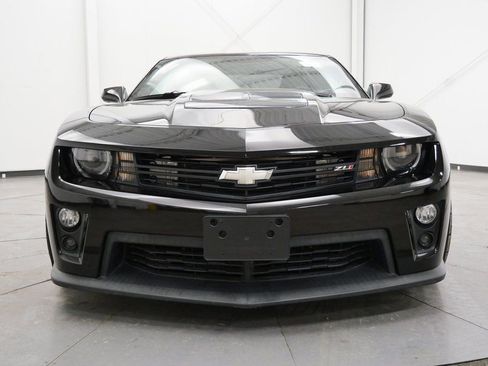 Used 2015 Chevrolet Camaro ZL1 image 2
